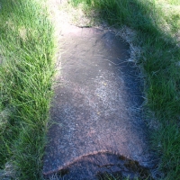 Row3DHeadstone
